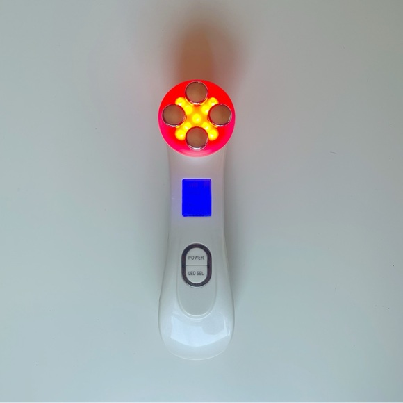 LED Facial Treatment Device - Picture 6 of 7